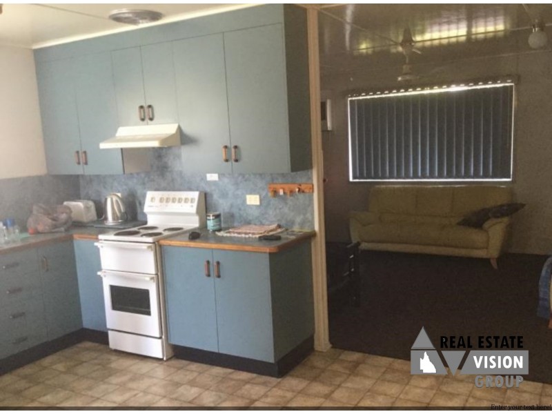 19 Ironbark St, Blackwater QLD 4717