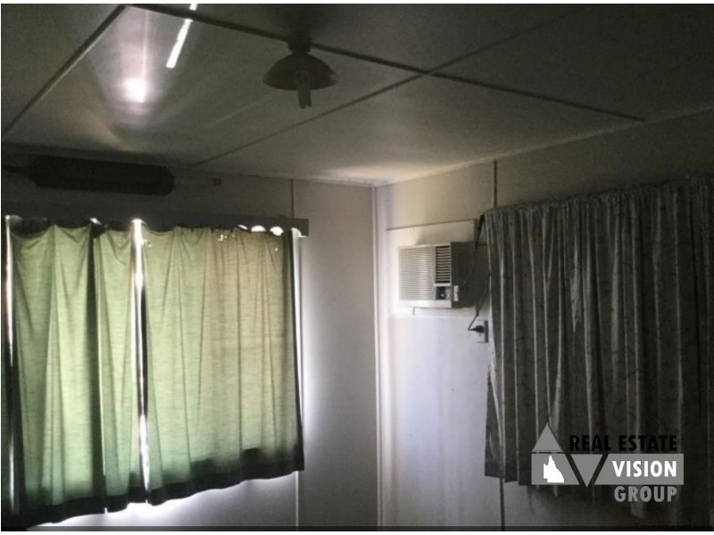 19 Ironbark St, Blackwater QLD 4717