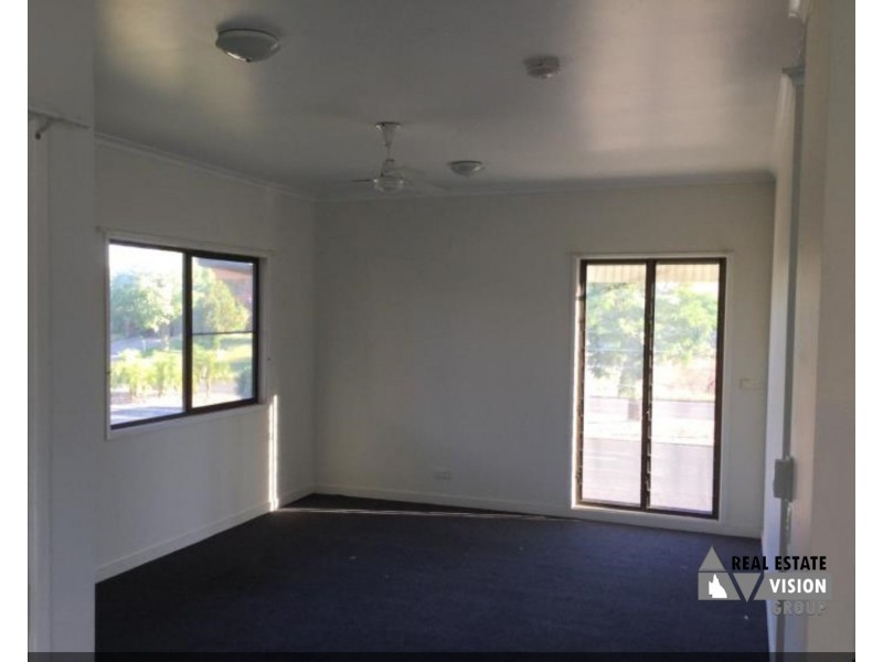 16 Walsh Avenue, Blackwater QLD 4717