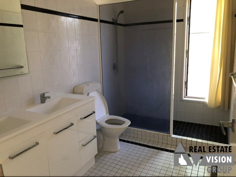 7 Country Rd, Cannonvale QLD 4802