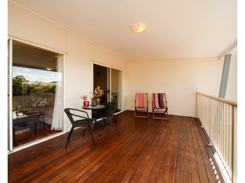 Unit 8/21 Shute Harbour Rd, Cannonvale QLD 4802