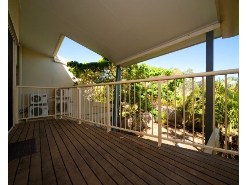 Unit 8/21 Shute Harbour Rd, Cannonvale QLD 4802