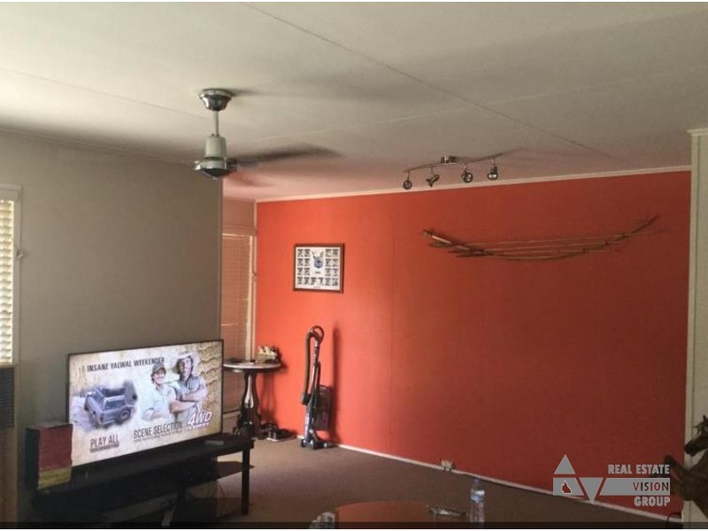 72 Arthur St, Blackwater QLD 4717