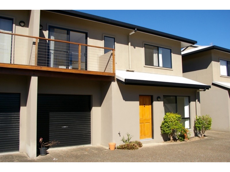 10/3-5 Erromango Drive, Jubilee Pocket QLD 4802