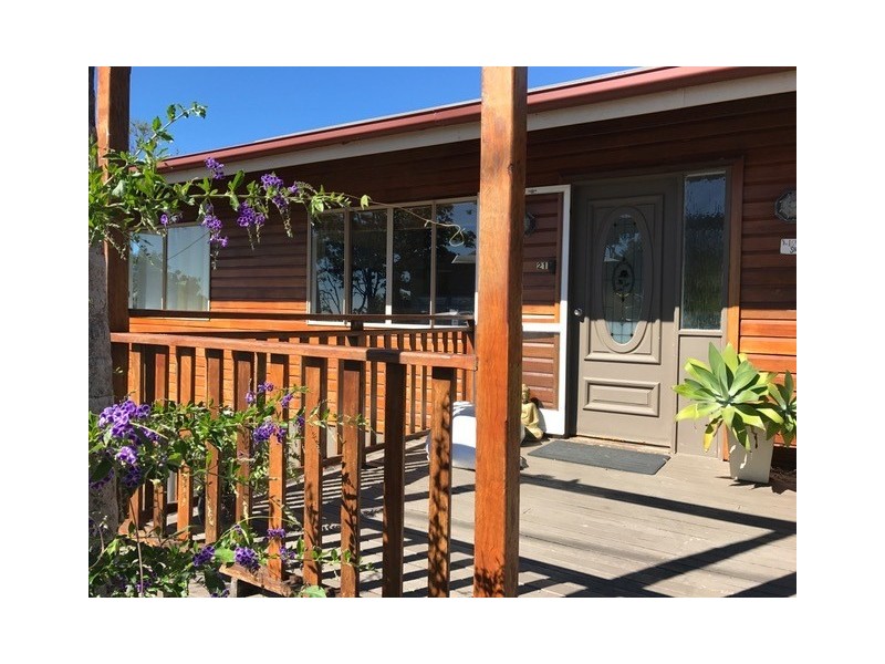 21 Lamond Street, Airlie Beach QLD 4802