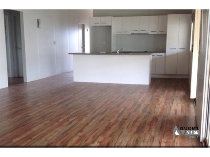 6 Summer Red Ct, Blackwater QLD 4717