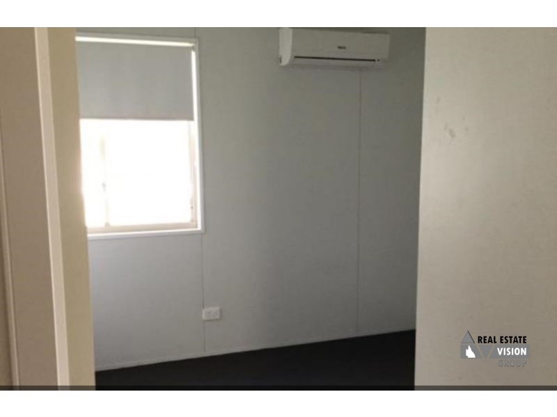 6 Summer Red Ct, Blackwater QLD 4717