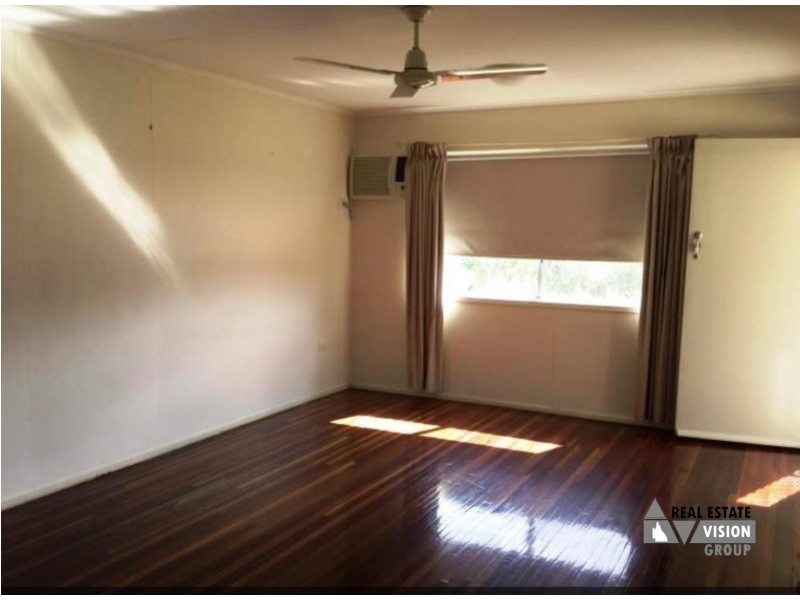 10 Columba St, Blackwater QLD 4717