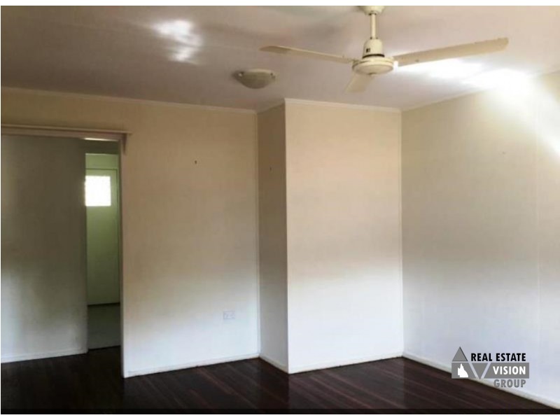 10 Columba St, Blackwater QLD 4717