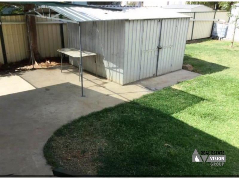 10 Columba St, Blackwater QLD 4717