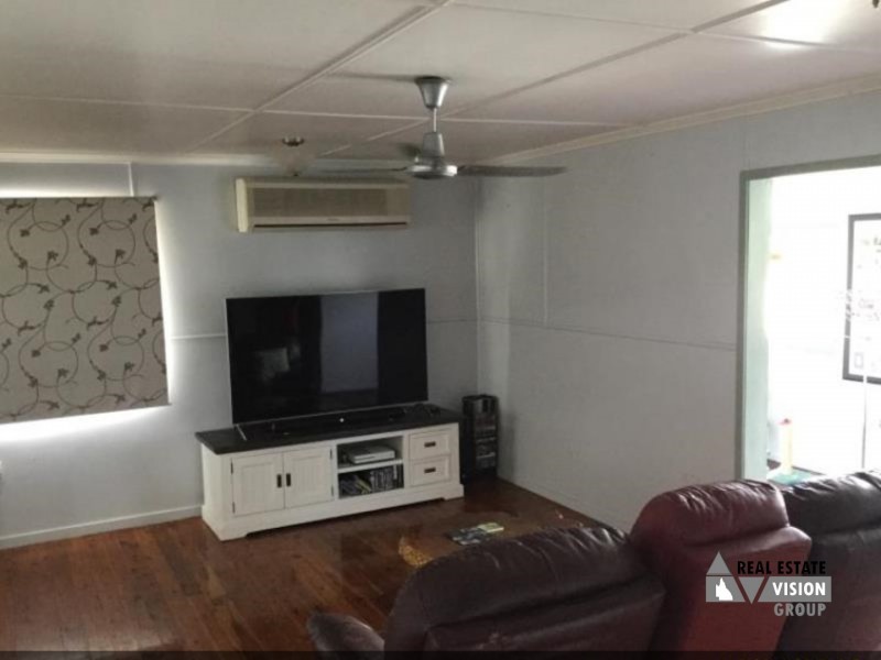 16 Yellowwood St, Blackwater QLD 4717