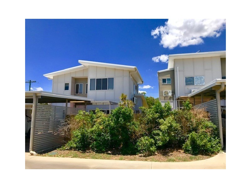 Unit 10/6 Arthur St, Blackwater QLD 4717