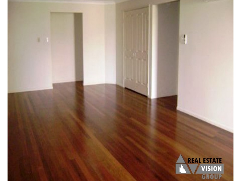 33 Bremner St, Blackwater QLD 4717