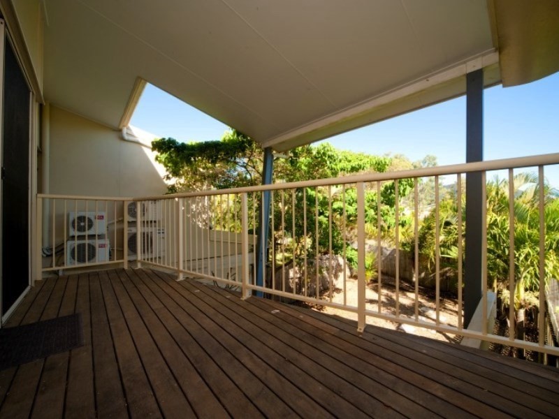 8/21 Shute Harbour Road, Cannonvale QLD 4802