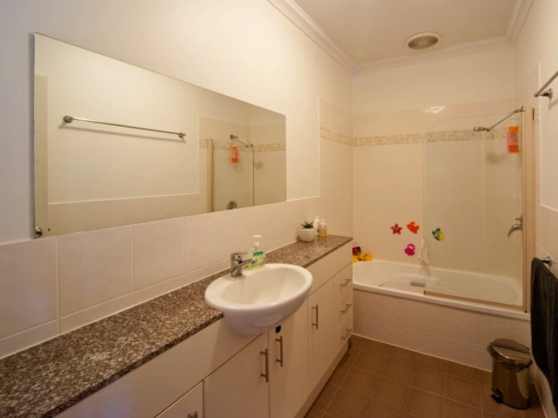 8/21 Shute Harbour Road, Cannonvale QLD 4802