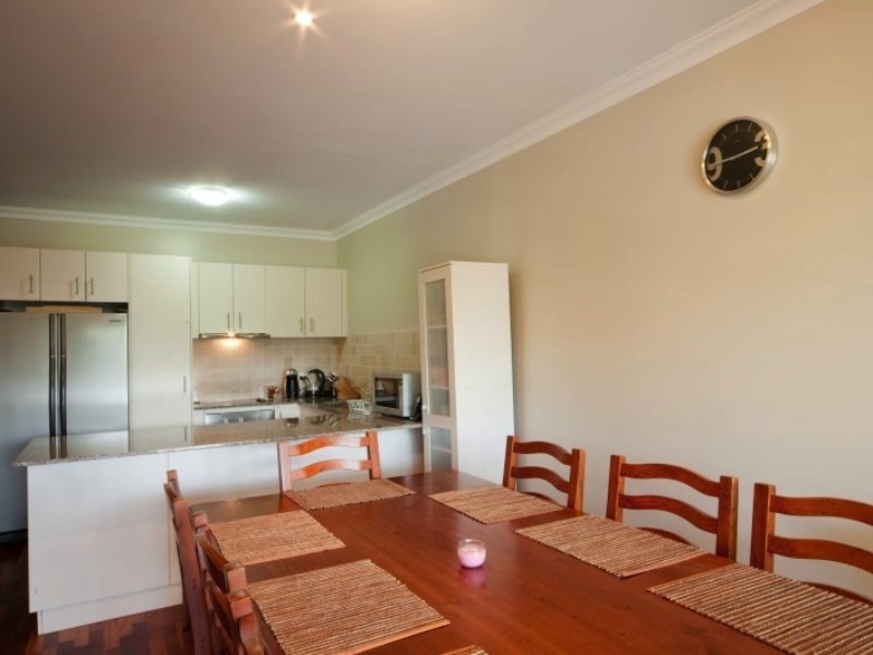 8/21 Shute Harbour Road, Cannonvale QLD 4802