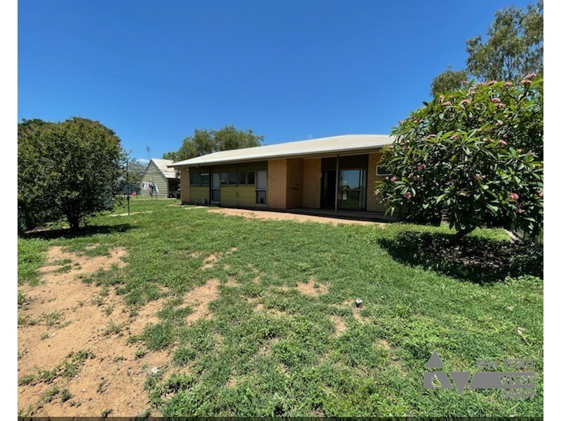 22 Comollatti St, Blackwater QLD 4717
