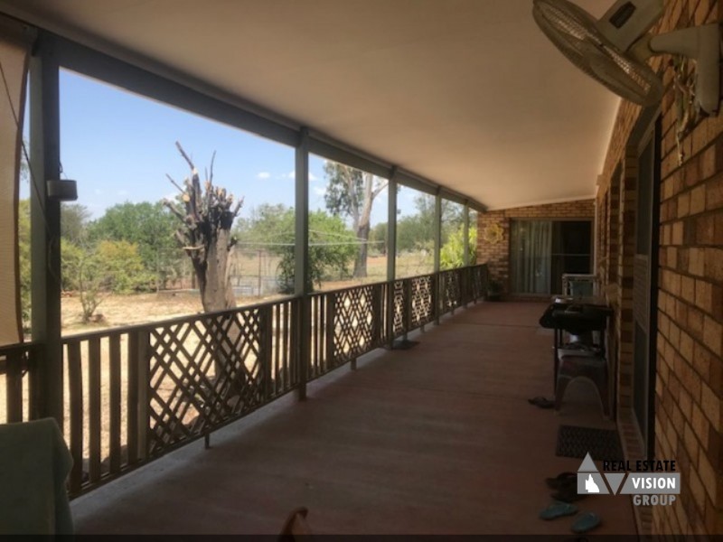 11 Rifle Range Rd, The Gemfields QLD 4702