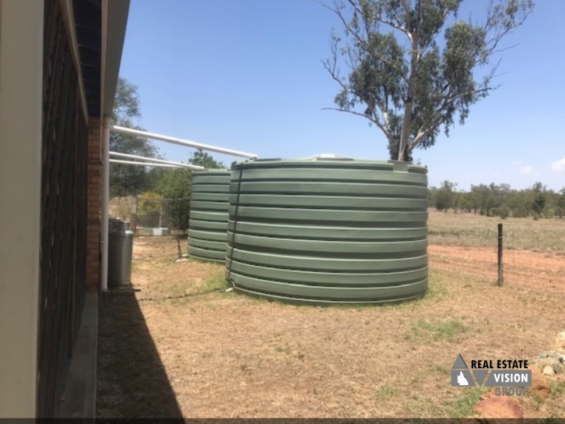 11 Rifle Range Rd, The Gemfields QLD 4702