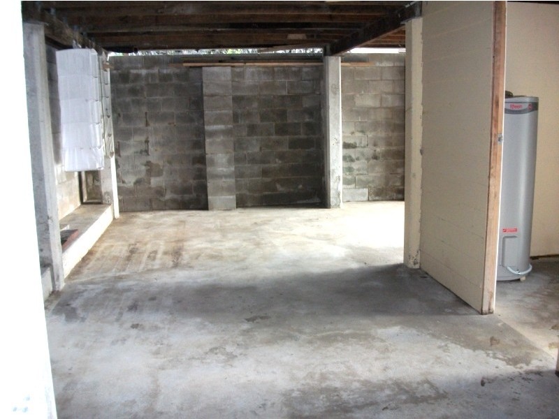 18 Warruga St, Cannonvale QLD 4802