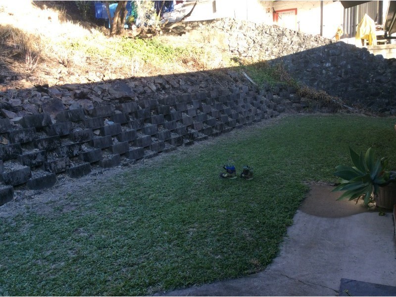 18 Warruga St, Cannonvale QLD 4802