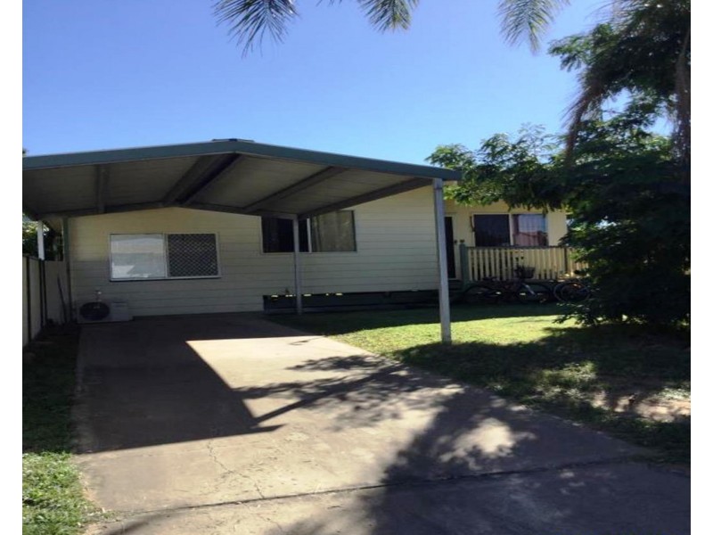 18 Bredhauer Street, Blackwater QLD 4717