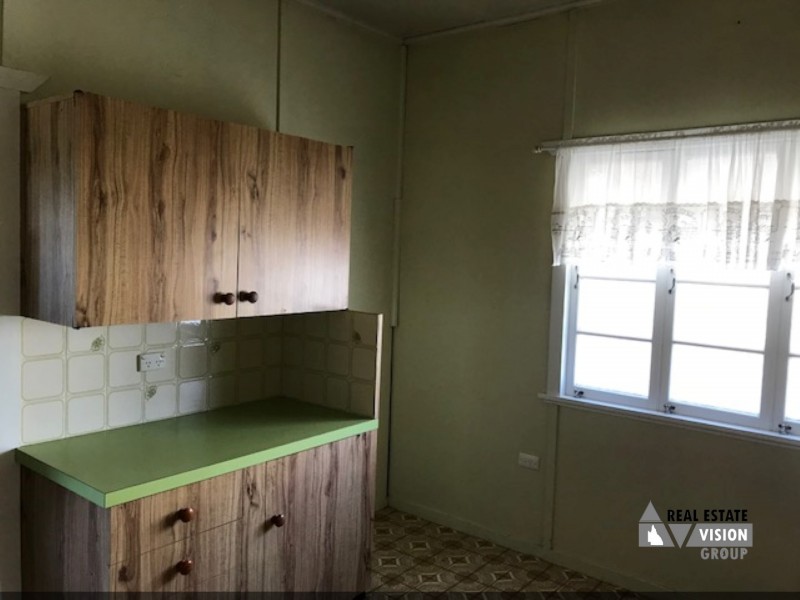 31 Wood St, Springsure QLD 4722