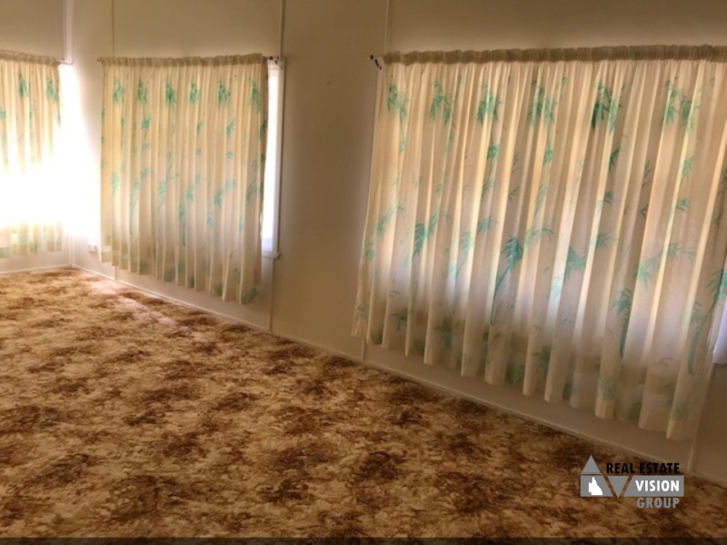 31 Wood St, Springsure QLD 4722