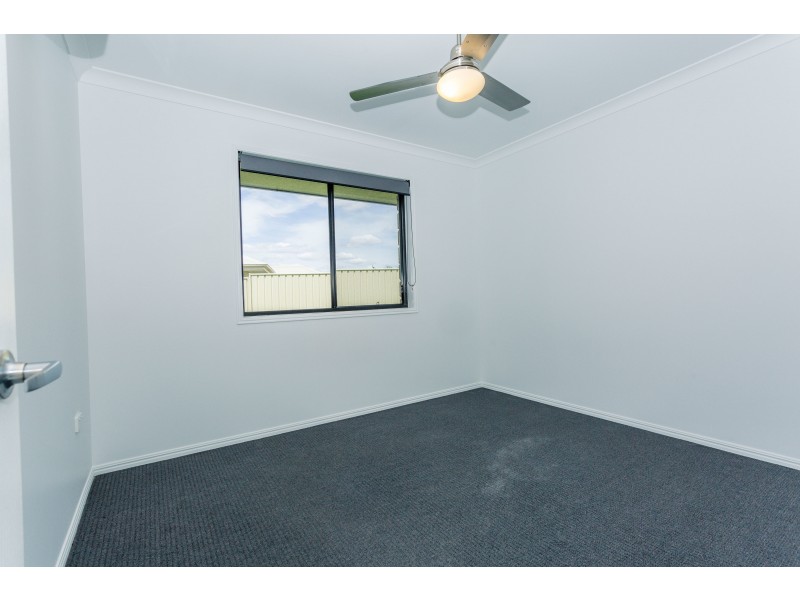 17 Berthun St, Emerald QLD 4720