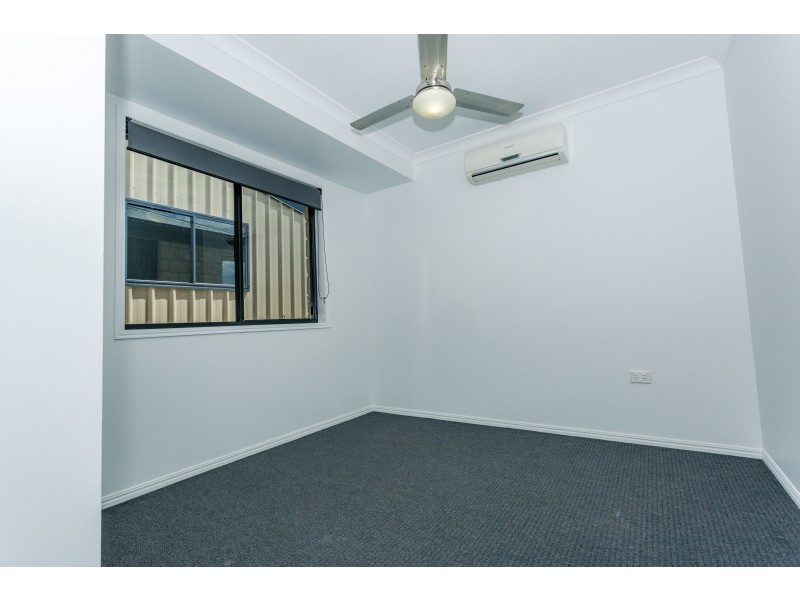 17 Berthun St, Emerald QLD 4720