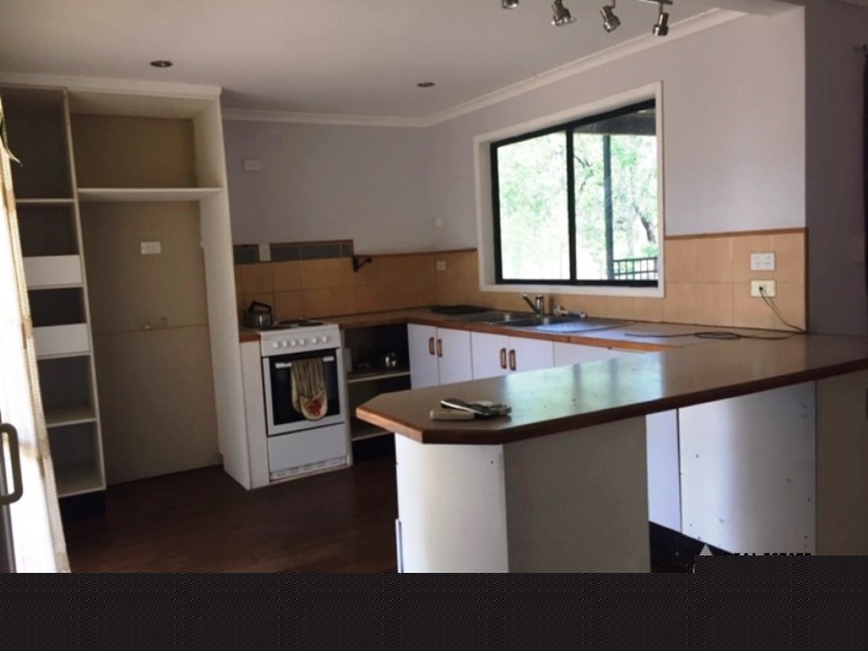 197 Goanna Flats Rd, Rubyvale QLD 4702