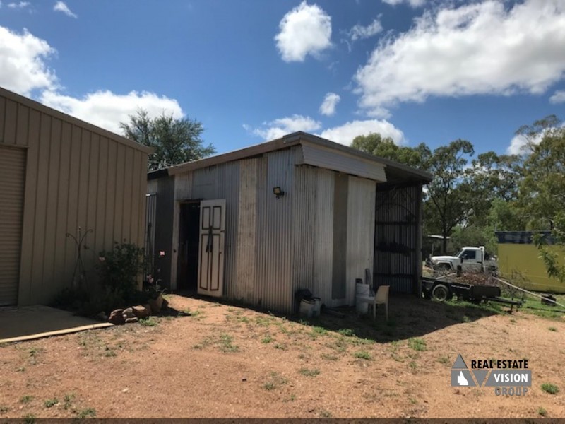 58 Goanna Flats Rd, The Gemfields QLD 4702