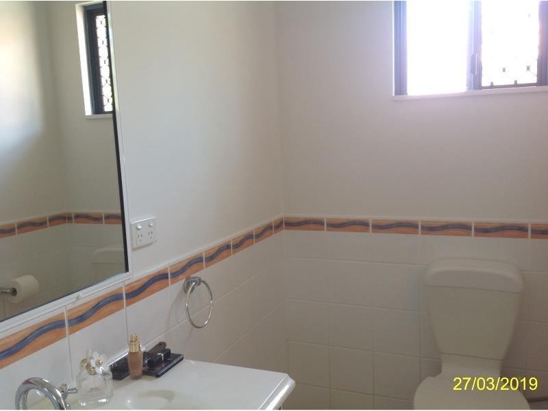 1/7 Erromango Dr, Jubilee Pocket QLD 4802