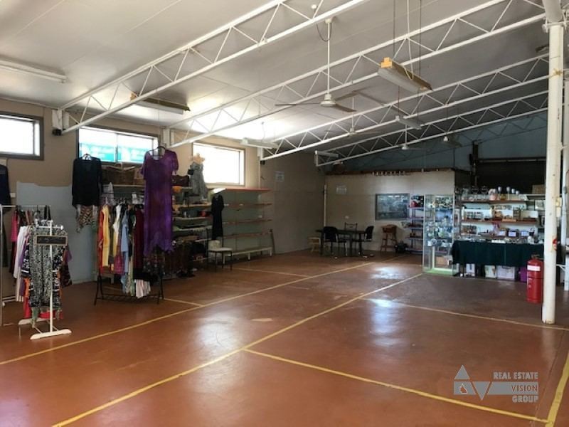 19B Rifle Range Rd, The Gemfields QLD 4702