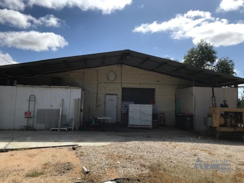 19B Rifle Range Rd, The Gemfields QLD 4702
