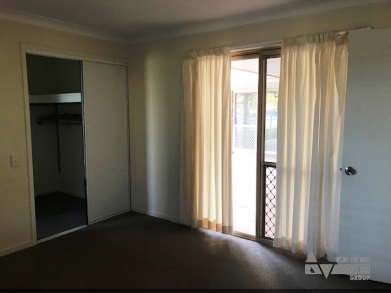 3 Sharlyn Cres, Emerald QLD 4720