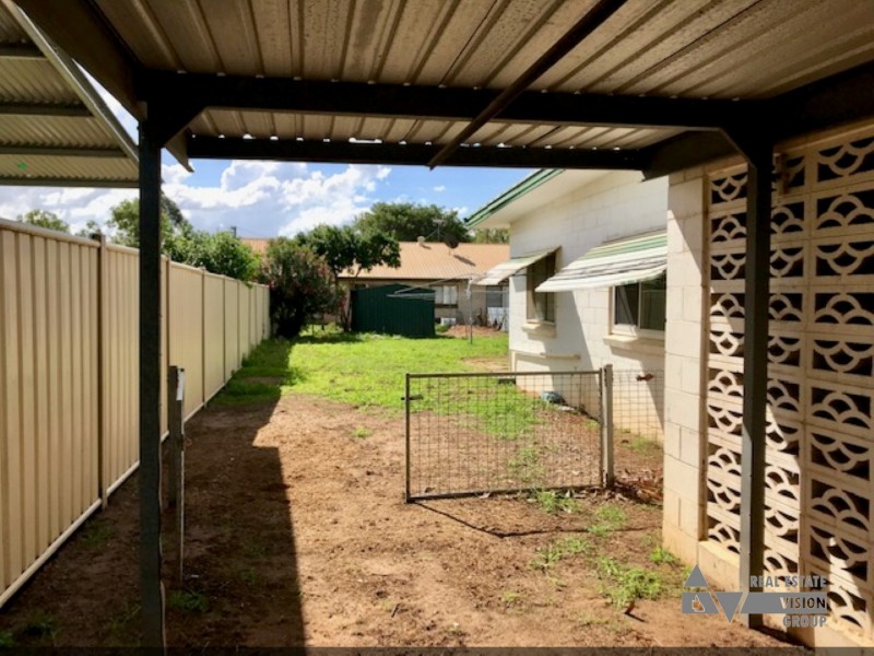 20 Curt St, Emerald QLD 4720