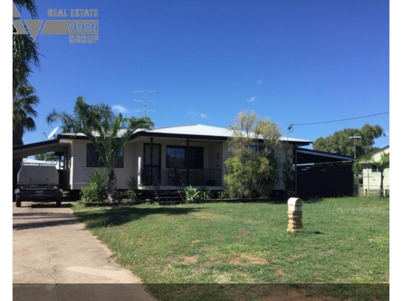 23 Littlefield St, Blackwater QLD 4717