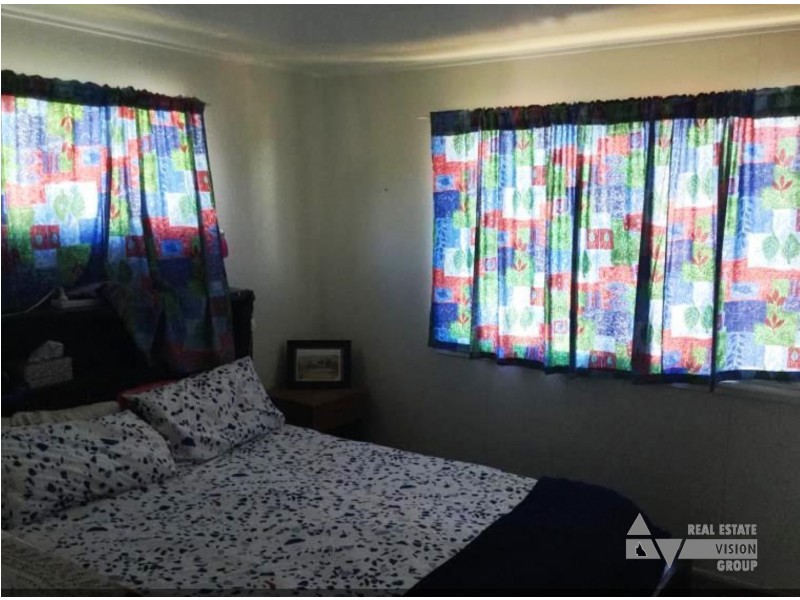 18 Fern Street, Blackwater QLD 4717