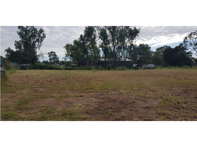 20 North St, Bluff QLD 4702
