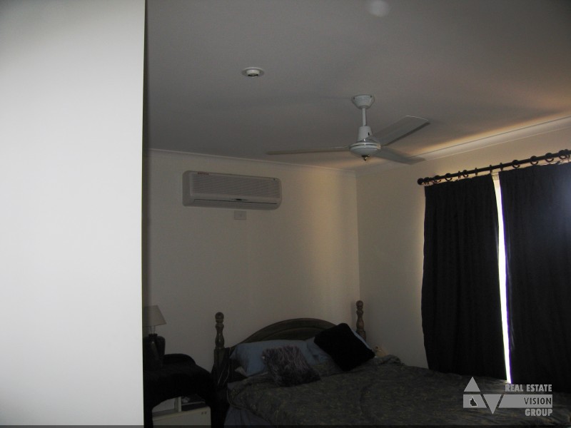 6 Talbot St, Blackwater QLD 4717