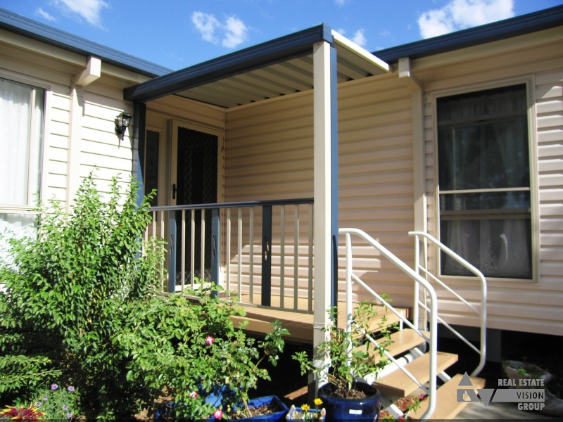 6 Talbot St, Blackwater QLD 4717