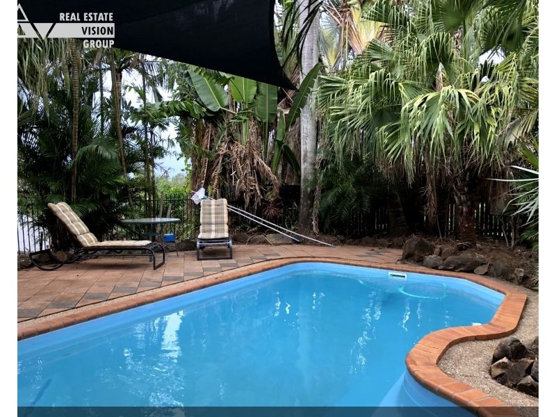 5 Hamilton Ave, Cannonvale QLD 4802