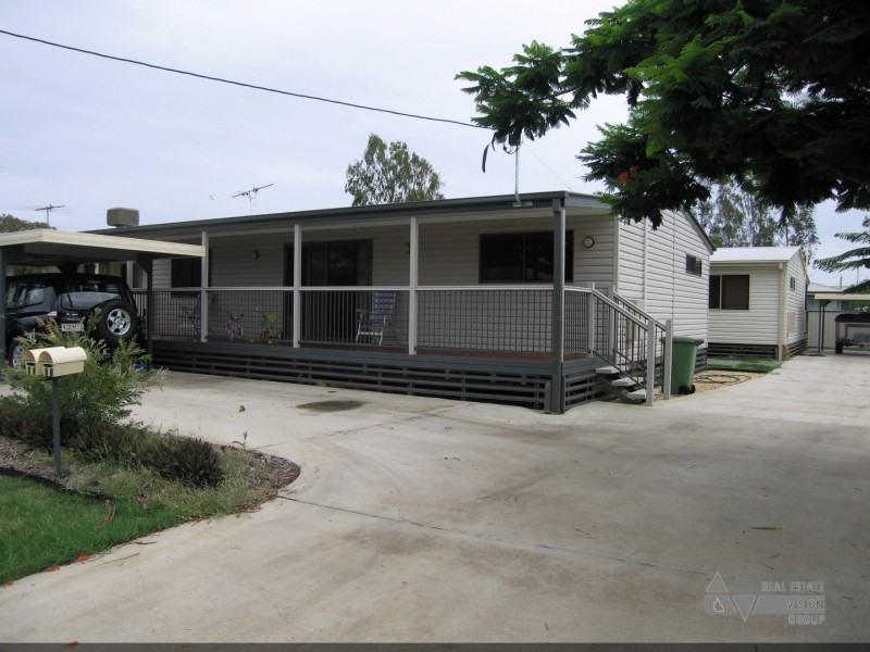 8 Boonery St, Blackwater QLD 4717