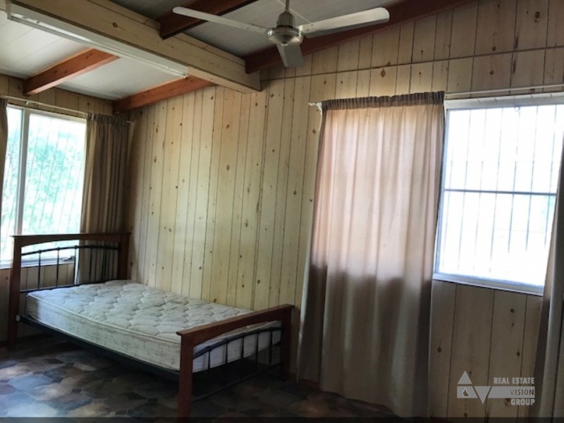 42 Goanna Flats Rd, The Gemfields QLD 4702