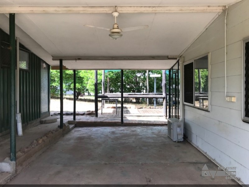 42 Goanna Flats Rd, The Gemfields QLD 4702