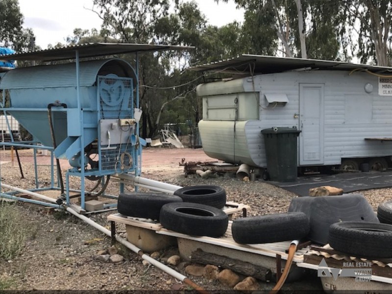 MC 72065 & 7222 Ruby Hill Crescent, Sapphire, The Gemfields QLD 4702