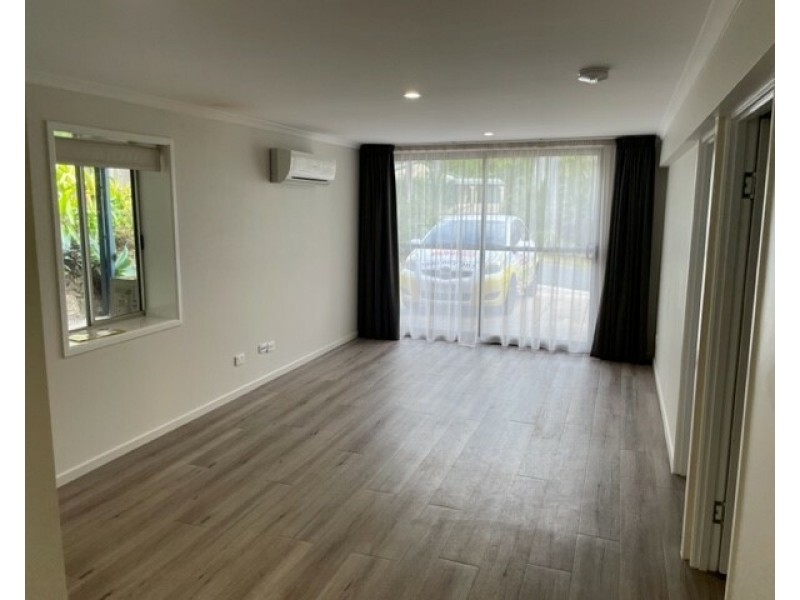 38 Manooka Dr, Cannonvale QLD 4802