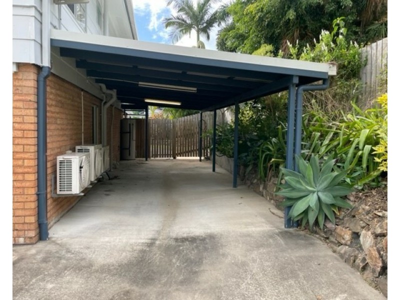 38 Manooka Dr, Cannonvale QLD 4802