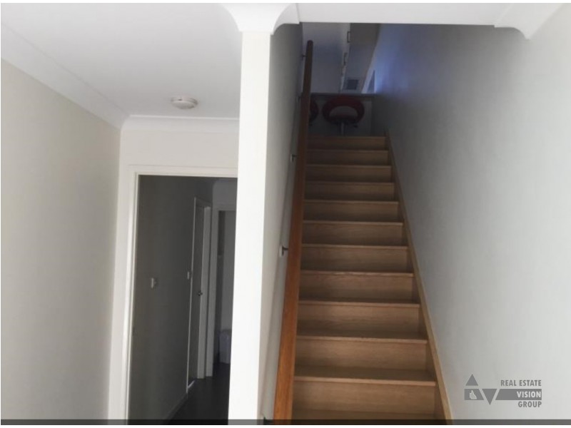 Unit 4/28 Blain St, Blackwater QLD 4717